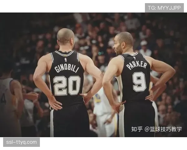 现场特写:马刺主场为退役名宿托尼·帕克举行球衣悬挂仪式 现场特写:马刺主场为退役名宿托尼·帕克举行球衣悬挂仪式